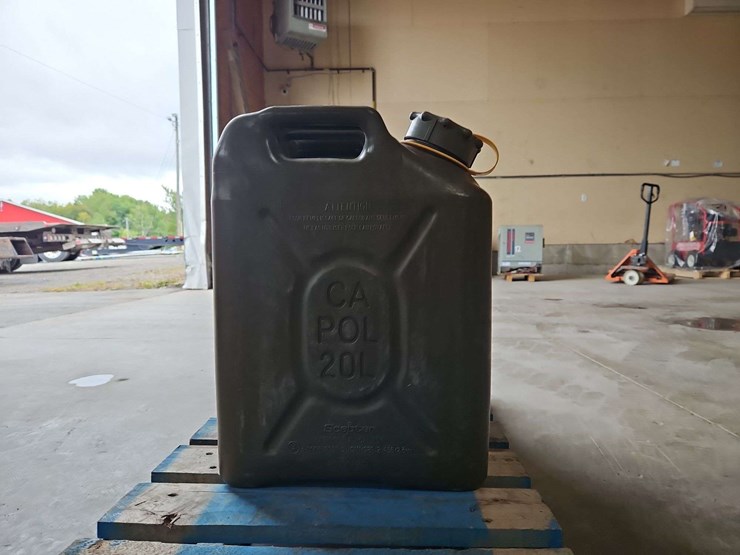 4-20l-diesel-fuel-cans-image-4