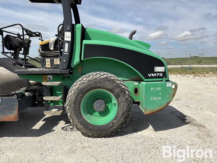 2013-jcb-vibromax-vm75-vibratory-smooth-drum-roller-image-9