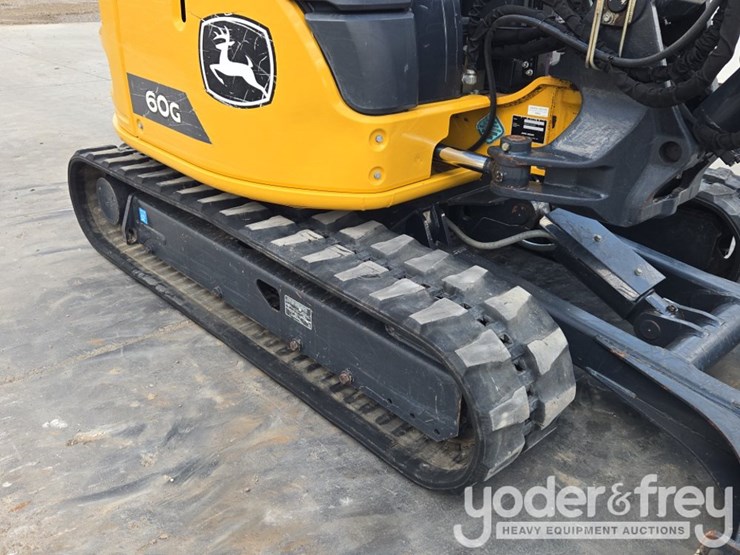 2020-deere-60g-image-13