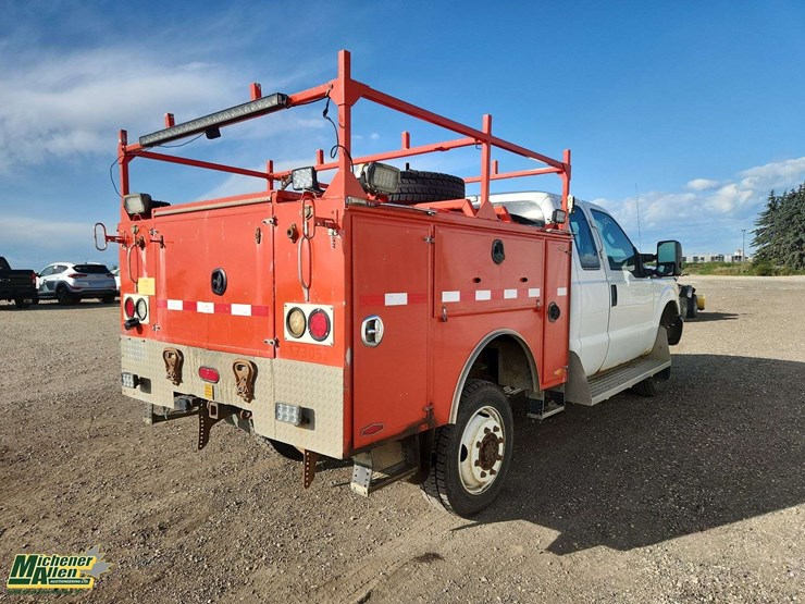 2013-ford-f350-image-4
