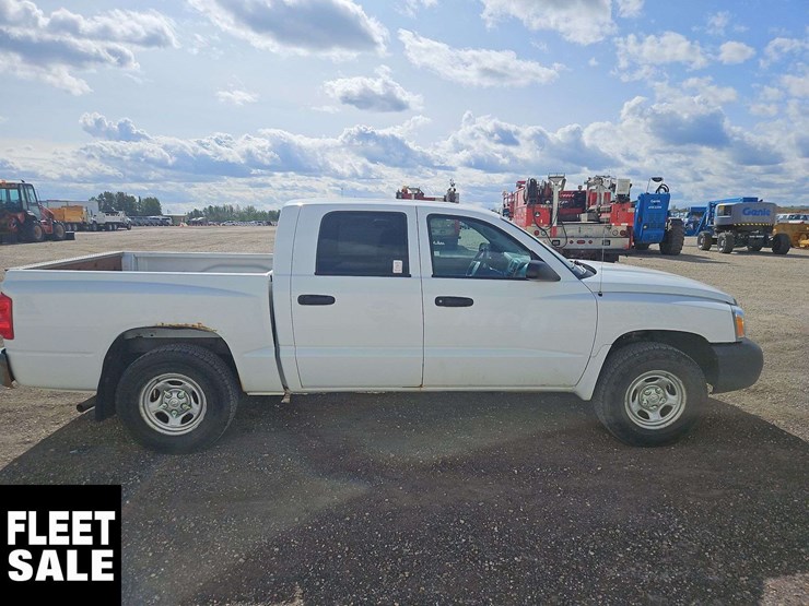 2007-dodge-dakota-image-7