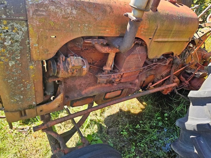 #2525-•-case-tractor-image-14