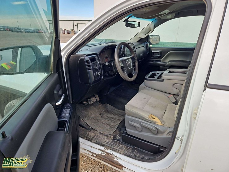 2017-gmc-sierra-1500-image-12