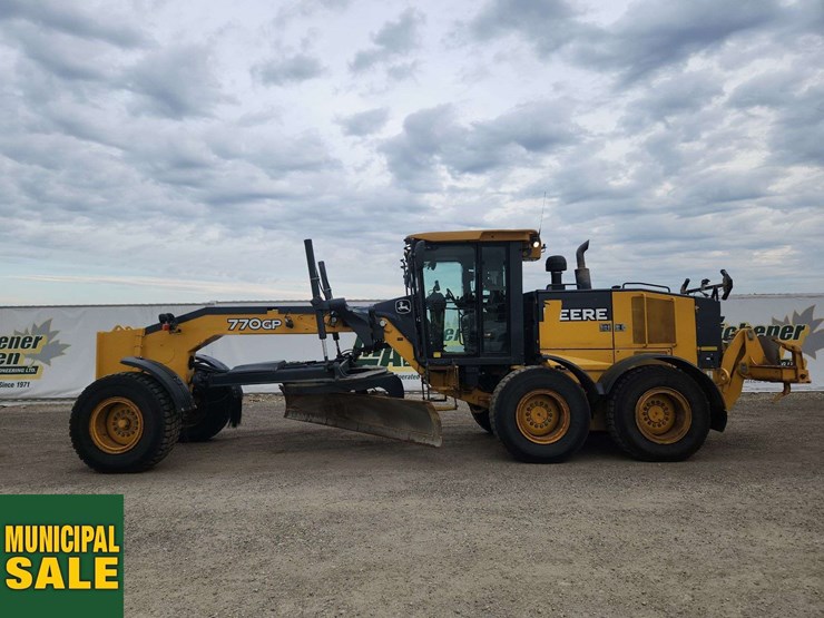 2012-deere-770gp-image-5