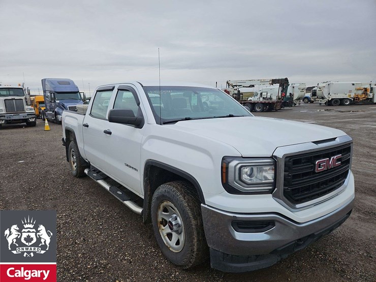 2017-gmc-sierra-1500-image-2