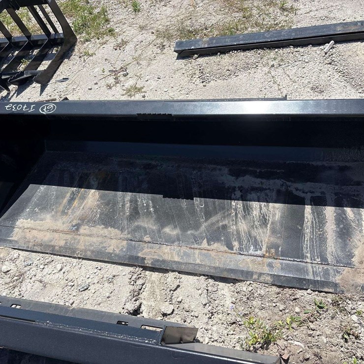 2025 Swict 78in Bucket Skid Steer Attachment