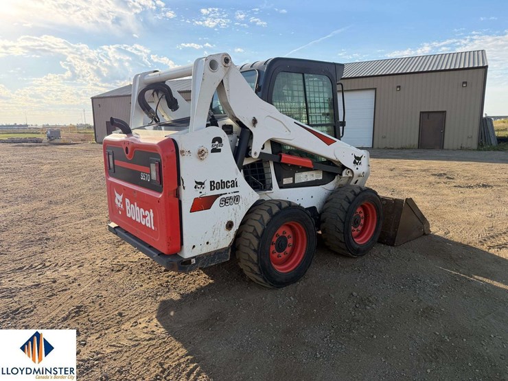 2018-bobcat-s570-image-4