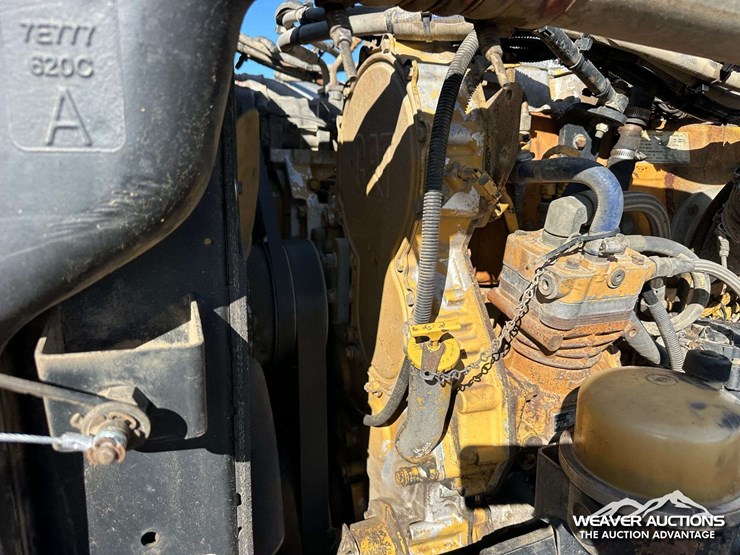 peterbilt-378-image-33