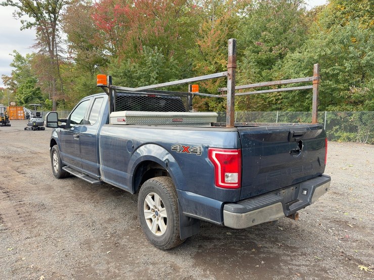 2017-ford-f150-xlt-image-3