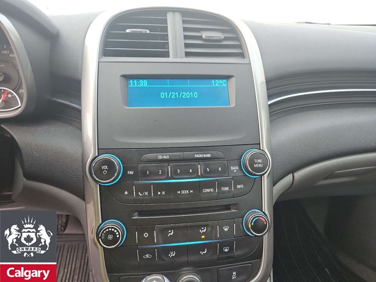 2015-chevrolet-malibu-ls-4dr-sedan-image-20