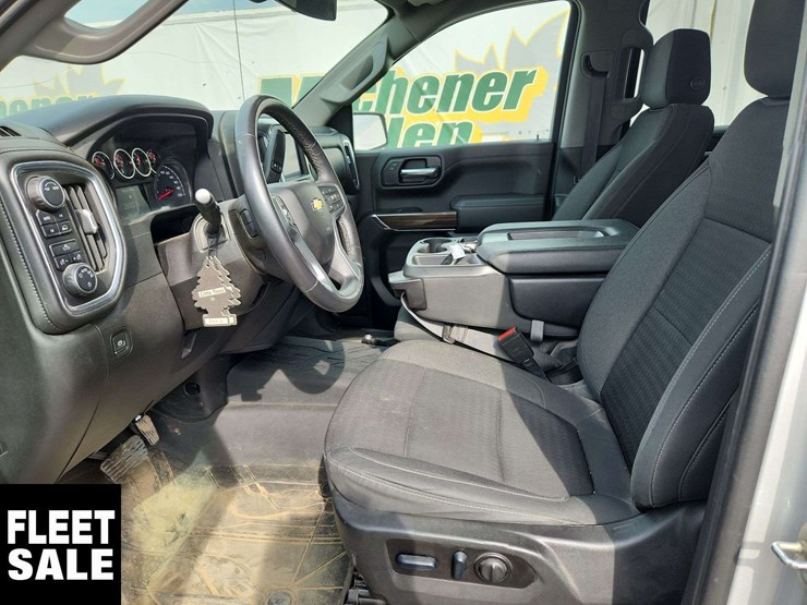 2022-chevrolet-silverado-1500-image-13