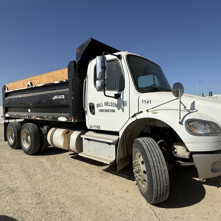 2018 Freightliner M2 Dump Truck