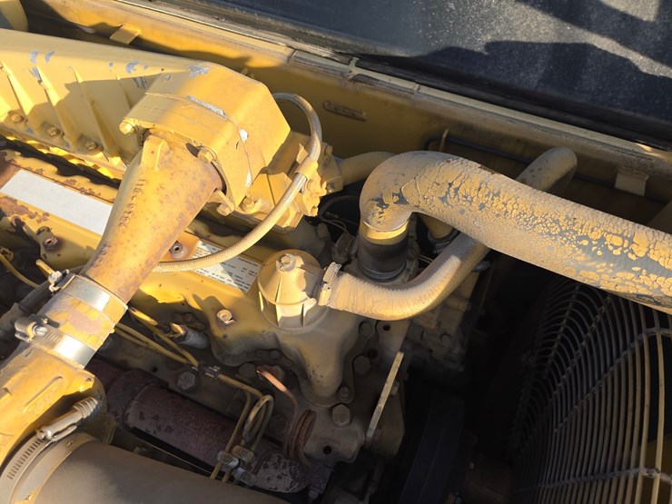 caterpillar-330b-image-30