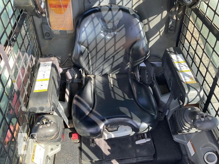 2015-bobcat-t750-image-7