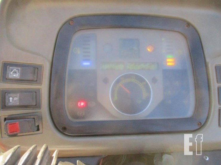 2009-case-ih-farmall-65c-image-13