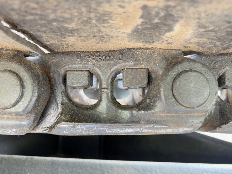 2016-deere-300g-lc-image-21