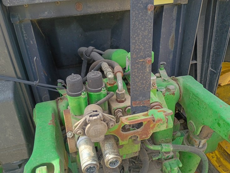 john-deere-6310-image-50