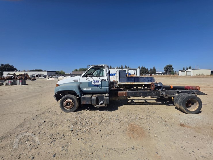 1998-gmc-topkick-c6500-image-3