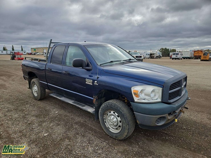 2008-dodge-ram-2500-image-2