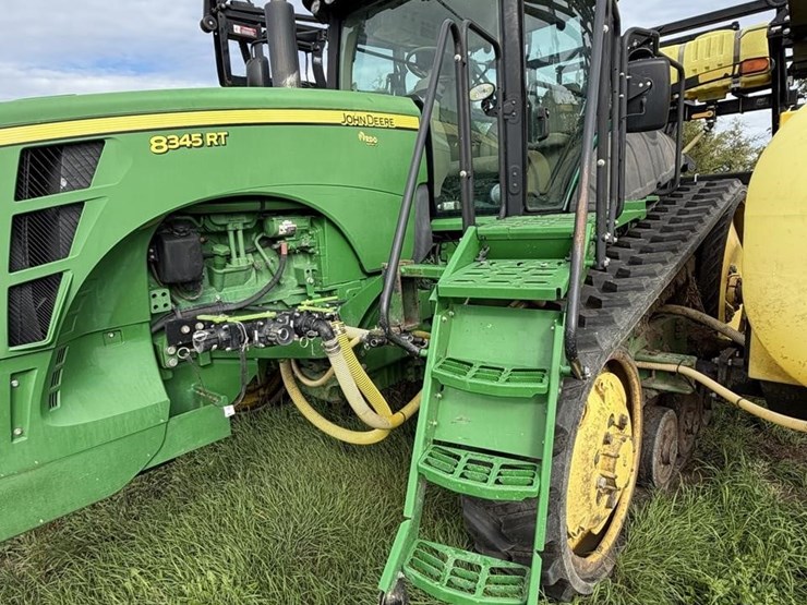 2010-john-deere-8345rt-image-13