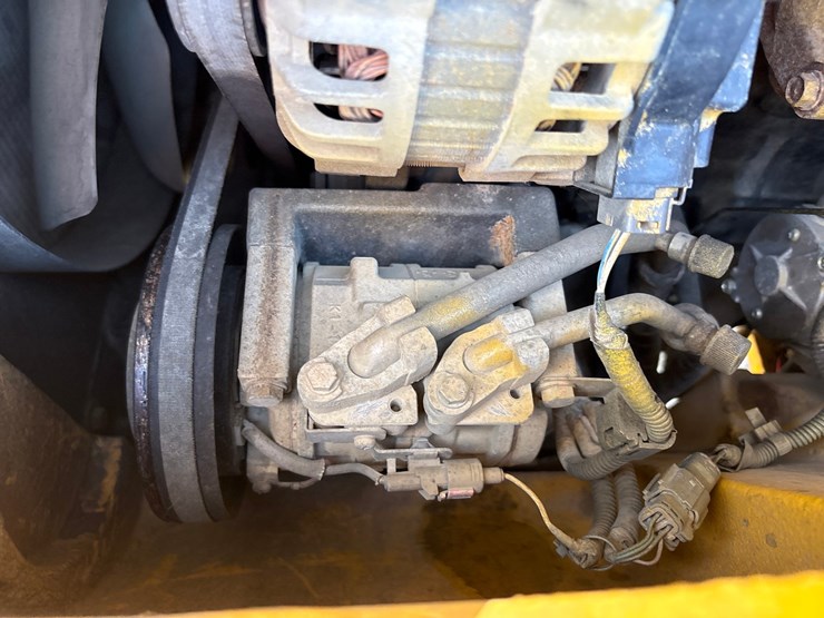 deere-85g-image-37