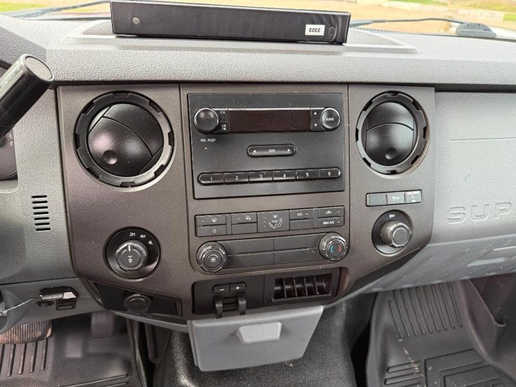 ford-f250-xl-image-50