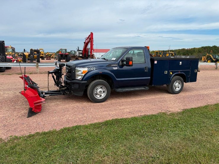 ford-f250-xl-image-1