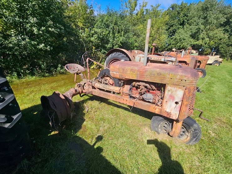 #2527-•-bf-avery-tractor-image-6