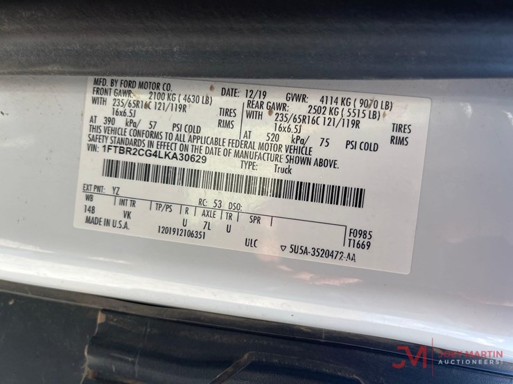 2020-ford-transit-250-van-image-9