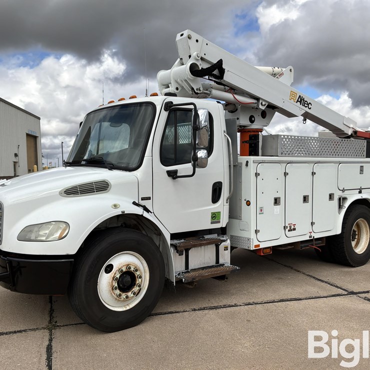 2007 FREIGHTLINER M2 106