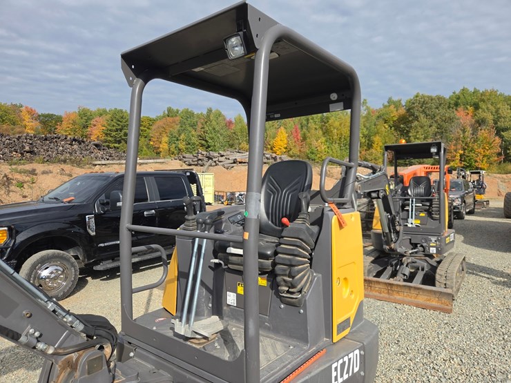 volvo-ec27d-image-40