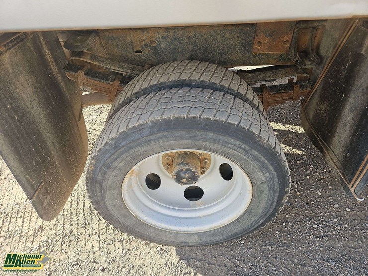 gmc-sierra-3500-image-11