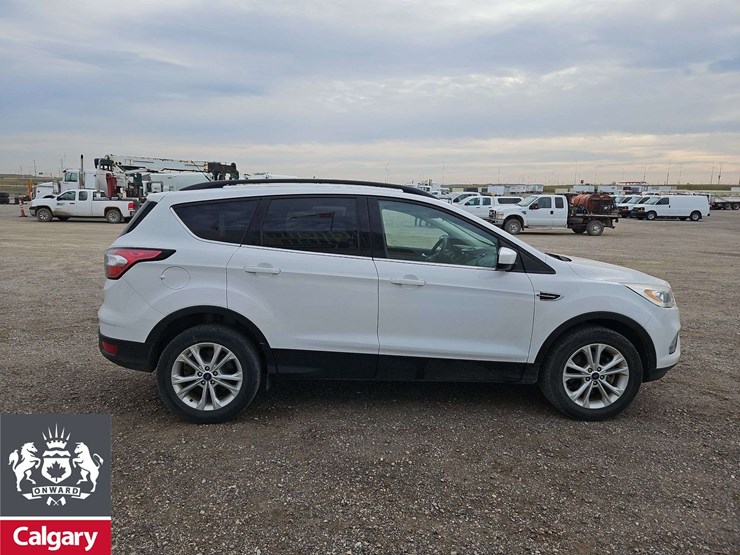2017-ford-escape-se-image-7
