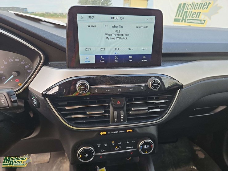 2020-ford-escape-image-21