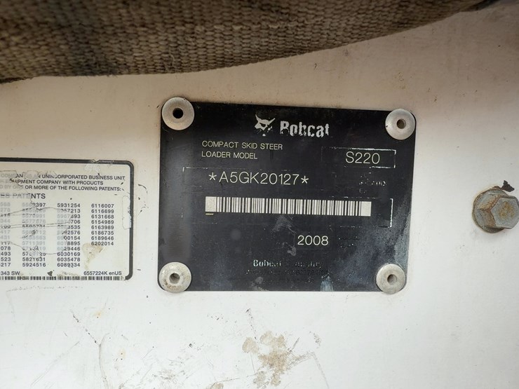 2008-bobcat-s220-image-20