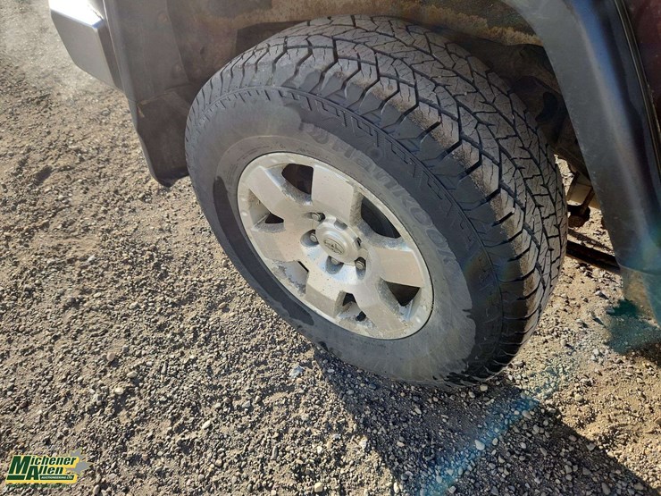 2007-toyota-fj-cruiser-image-10