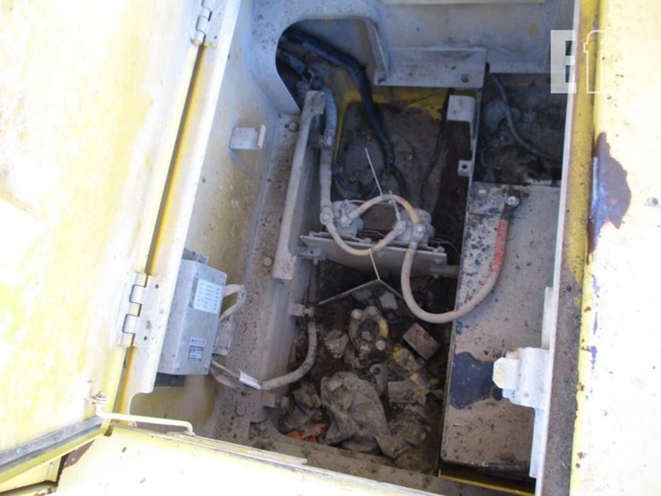 1998-komatsu-pc1100-lc-6-image-70