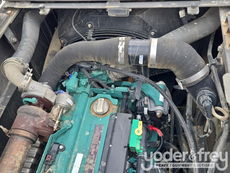 2021-volvo-ec200el-image-62