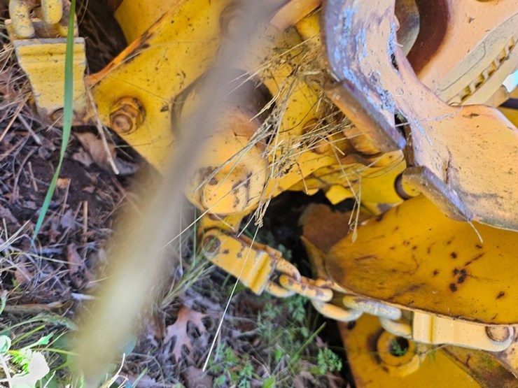 #2532-•-massey-ferguson-80b-loader-tractor-image-14