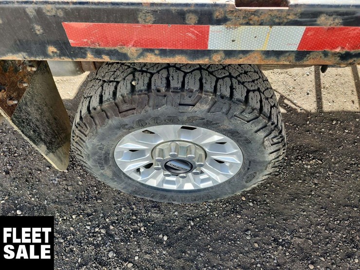 2021-ford-f350-image-11
