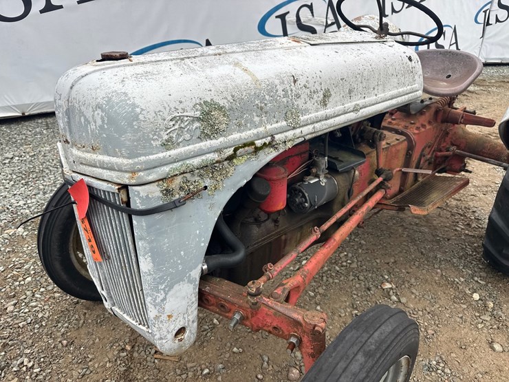 ford-8n-image-10