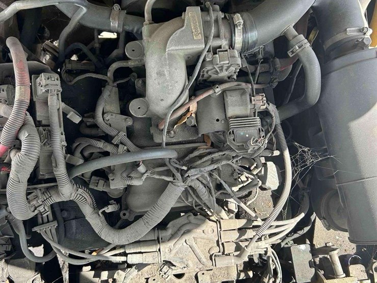yale-glc080-7,500lb-propane-forklift-image-8