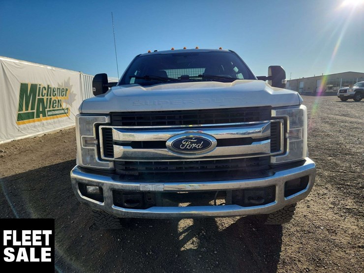 2019-ford-f350-image-8