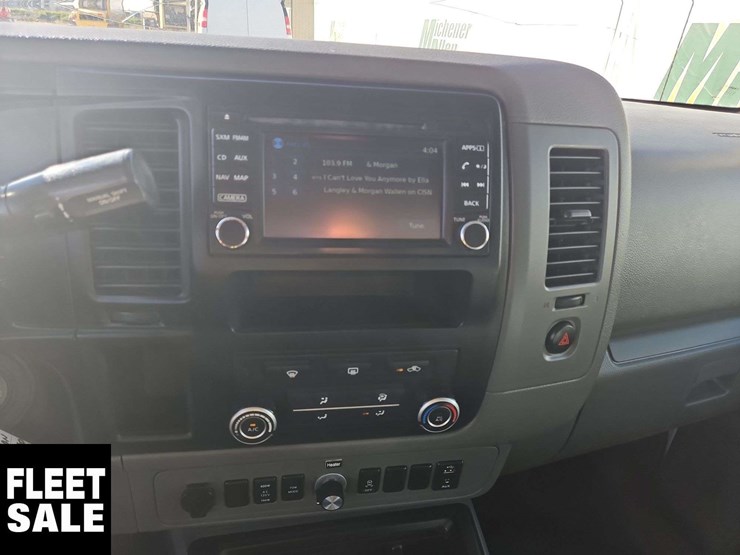 2019-nissan-nv3500hd-image-19
