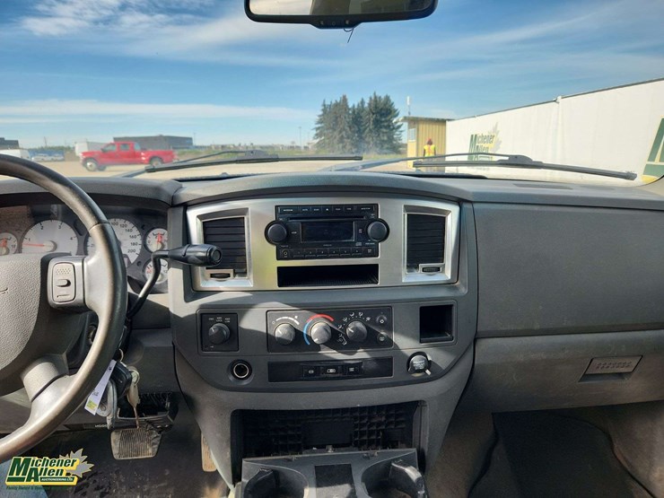 2009-dodge-ram-2500-image-16
