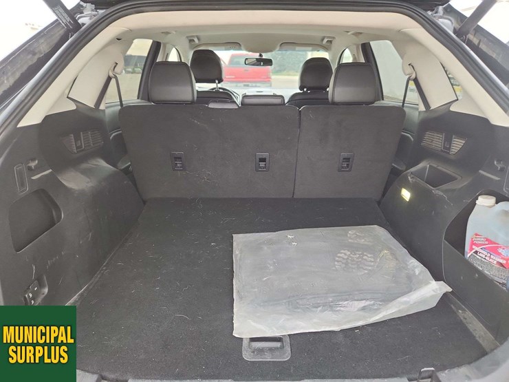 2016-ford-edge-sel-image-16