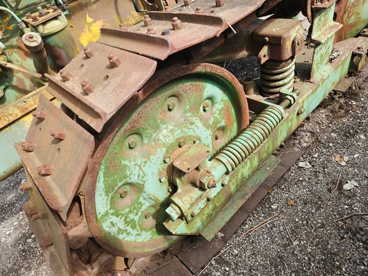 #2518-•-oliver-crawler-image-17