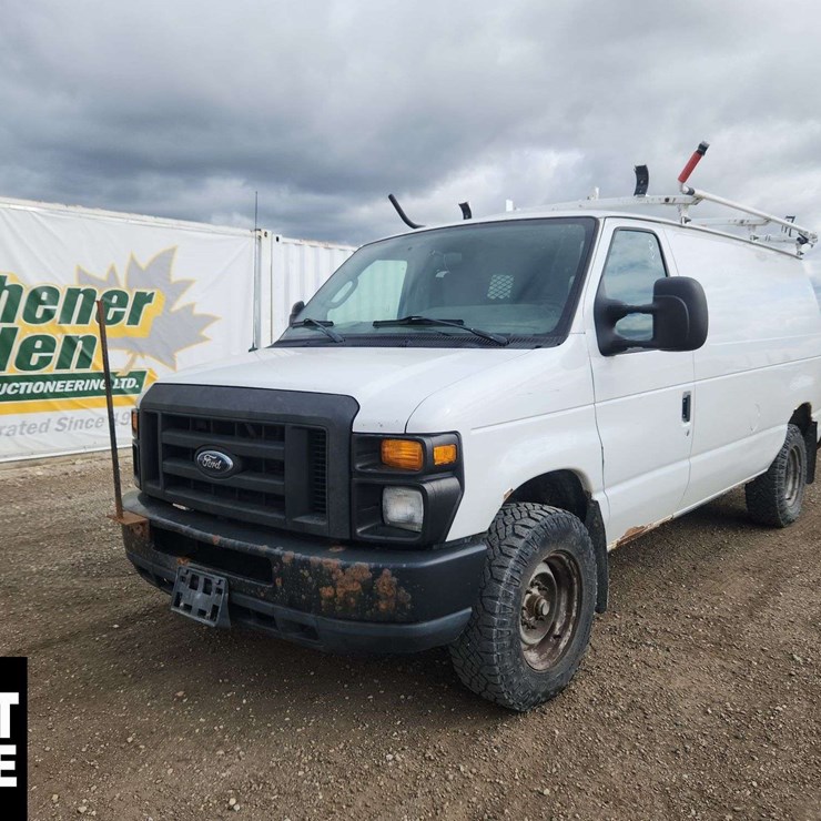 2010 FORD CARGO