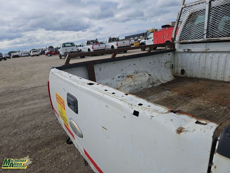 2011-ford-f250-image-29