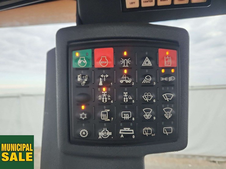 2012-deere-770gp-image-12